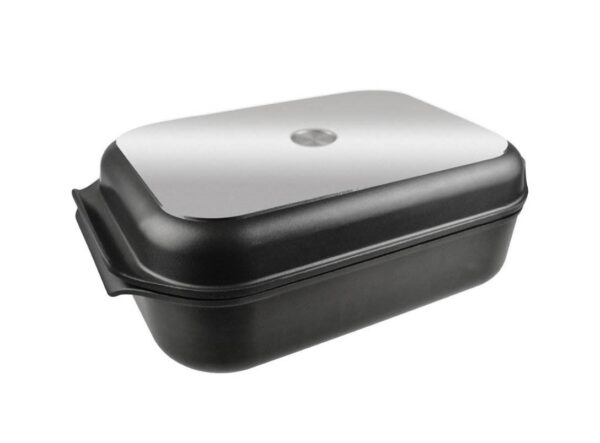 AGA Cast Aluminium Roaster with Griddle Lid - <span style="float: none; background-color: #ffffff; color: #3a3a3a; cursor: text; font-family: Georgia,'Times New Roman','Bitstream Charter',Times,serif; font-size: 100%; font-style: inherit; font-variant: normal; font-weight: inherit; letter-spacing: normal; text-align: left; text-decoration: none; text-indent: 0px; text-transform: none;">The Rectangular Double Roaster offers great value for money as it is 2 products in 1. The lid and the base together, can be used to roast a joint of meat. The lid on its own serves as a grilling skillet. The flat base makes it perfect for use on the AGA hotplate and the cast handles make it a useful piece of cookware in the oven too.</span>