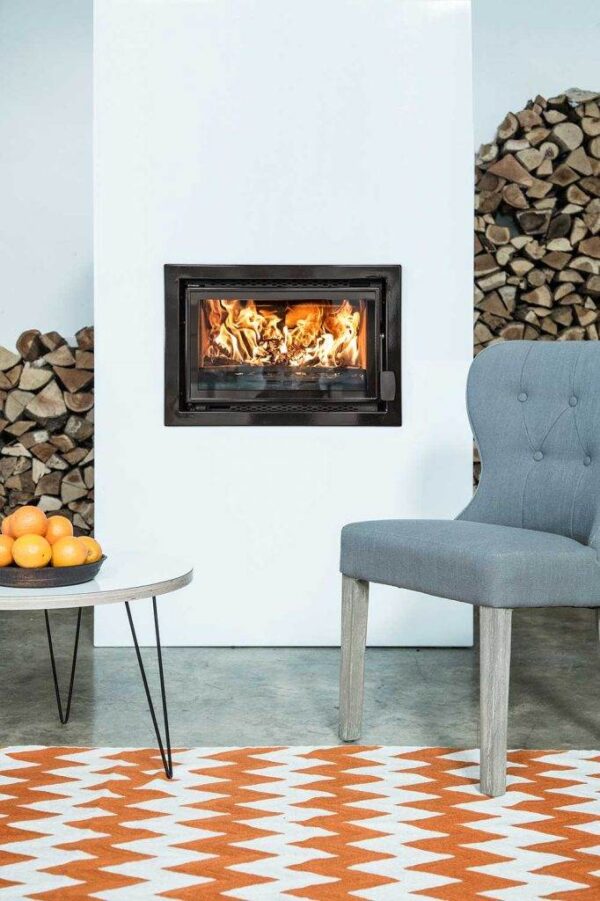 Charnwood Bay 5 VL - The Bay VL features a large landscape window framed with a sharp edged surround for a more clean lined look