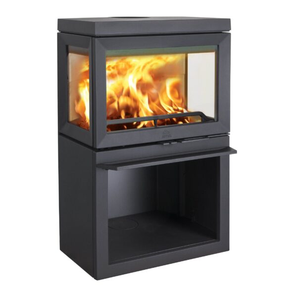Jotul F520 - With panoramic view to the fire, Jotul F 520 offers the experience of a live campfire in your living room. This wood stove offers a wide expanse of glass, the flames can be fully enjoyed from three sides of the stove. With a special glass coating feature the glass stays clean. The smart construction of the air valves makes the stove easy to light and is user friendly.