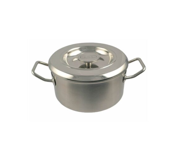 24cm Stainless Steel Saute Casserole - Swiss-made AGA stainless steel cookware has not only been designed to create perfect dishes every time but to also retain it's stylish appearence for years to come.