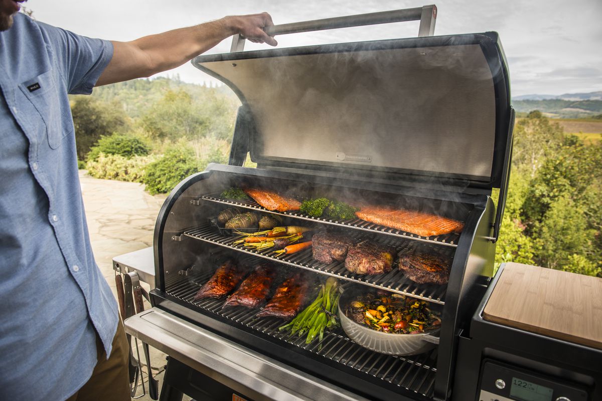 traeger wood pellet grill