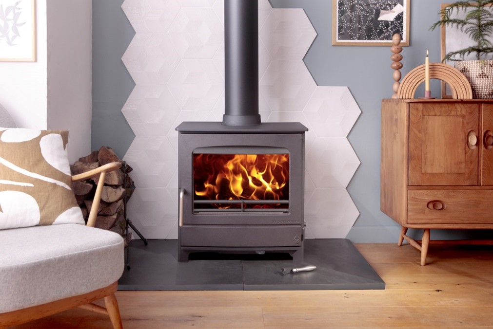 Woodwarm Fireview ECO 5kw, Traditional Door 1 Woodwarm Fireview ECO 5kw, Traditional Door