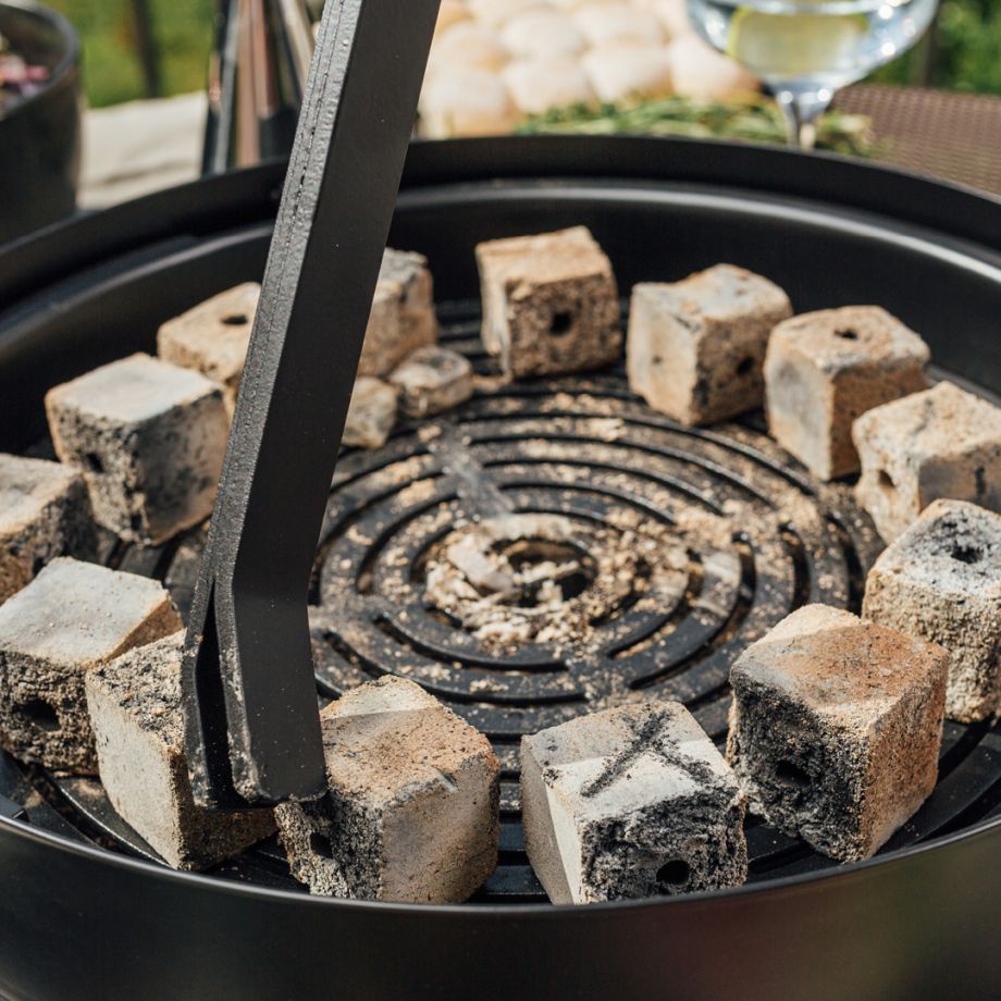 OFYR Coconut Briquettes 6 x 2kg Bags 4 OFYR Coconut Briquettes 6 x 2kg Bags