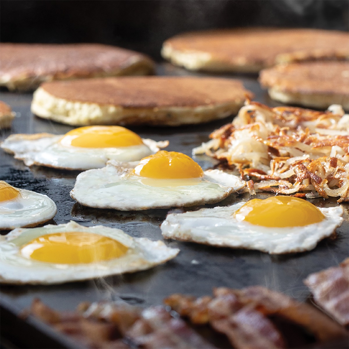Char-Griller Flat Iron Premium Griddle 14 Char-Griller Flat Iron™ Premium Gas Griddle